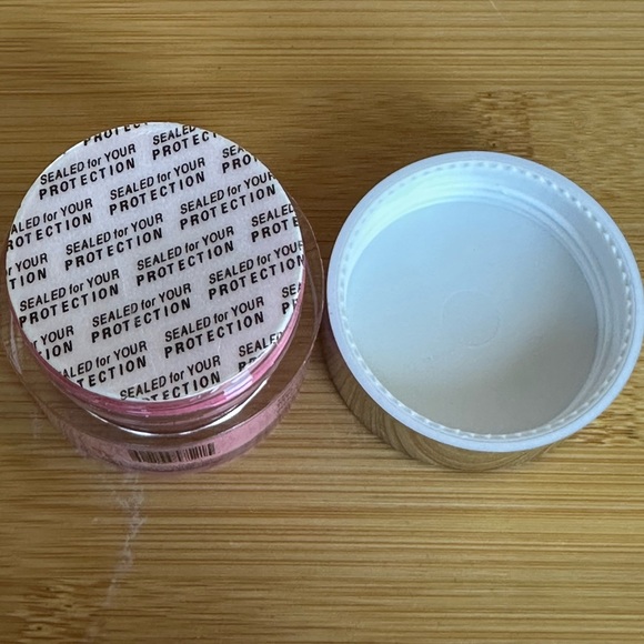 Revel Nail Mystery Box 121119 Molokai
DIP POWDER 1 oz - Picture 4 of 4